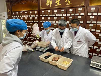 广州哪个中医师好?癌症症状的减轻或消失是病情有所改善吗?