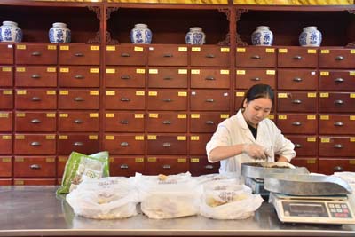 广州靠谱的中医院：预防肺癌从戒烟开始